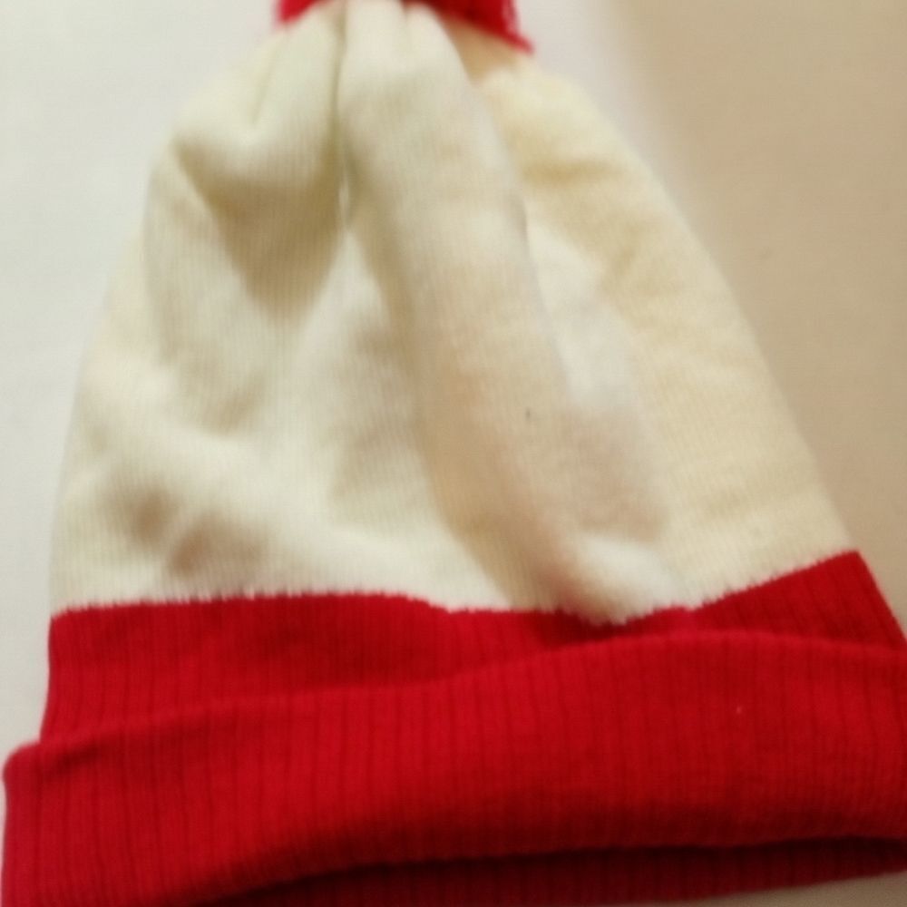 Beechfield Knitted Hat - image 3